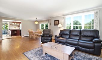 45 Sunset Hill Rd, Bradford, NH 03221