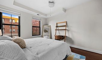 1111 ORONOCO St 326, Alexandria, VA 22314