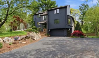 5 Aurora Dr, Cumberland, RI 02864