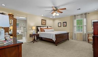 946 Briarwood Dr, Bartlesville, OK 74006