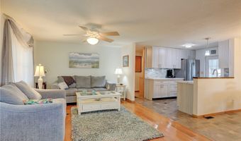 904 Thrush Cir, Barefoot Bay, FL 32976