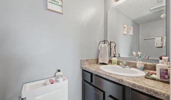 2018 Greyson Dr, Auburn, IN 46706