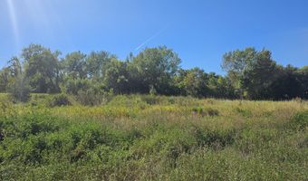 12891 Laura Ln, Aberdeen, SD 57401