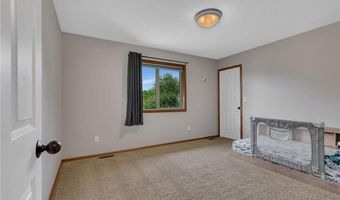 984 Waters Edge Cir, Avon, MN 56310