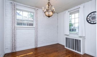 8911 Manor Ave, Allen Park, MI 48101