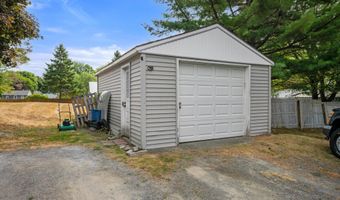 249 Palm St, Bangor, ME 04401
