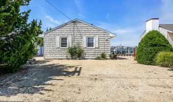 281 Sandlewood Dr, Bayville, NJ 08721