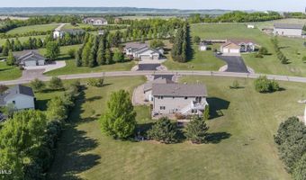 3616 Southridge Ln, Bismarck, ND 58504