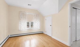 226 Tower Hill Rd, Cumberland, RI 02864