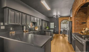 1027 S Shilling Ave, Blackfoot, ID 83221