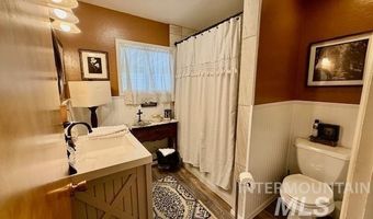 407 1st St, Asotin, WA 99402