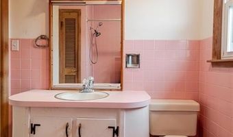 717 Y St, Atchison, KS 66002