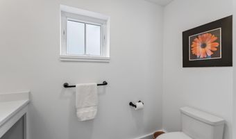 672 Danville Corner Rd, Auburn, ME 04210