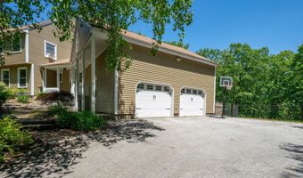 78 Hitching Post Ln, Bedford, NH 03110