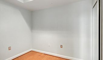 2451 MIDTOWN Ave 1611, Alexandria, VA 22303