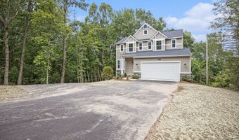 5479 Ada Dr SE, Ada, MI 49301
