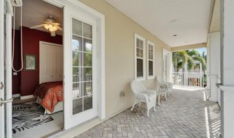 517 MIRABAY Blvd, Apollo Beach, FL 33572