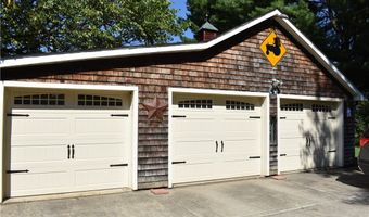 2071 Dewey Rd, Ashtabula, OH 44004