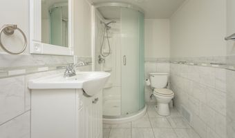 903 Park St, Alexandria, MN 56308