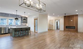 30 Acona Ln, Asheville, NC 28803