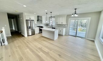 3 Memory Ln, Billerica, MA 01821