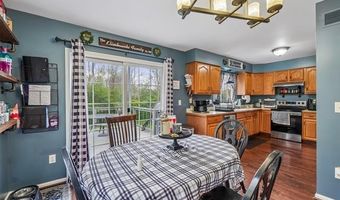 23882 Monroe St, Armada, MI 48005