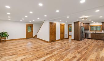 285 SPRUCE St, Alpine, WY 83128