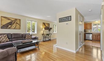 55 Littleton Rd 23A, Ayer, MA 01432