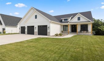 1009 W Aspen Ridge Cir, Polk City, IA 50226