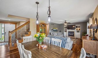237 19th St SW, Altoona, IA 50009