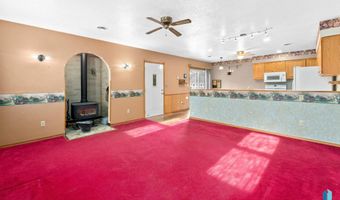 407 N 4TH St, Beresford, SD 57004