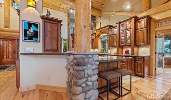 1533 Pine Lakes Ranch Dr, Cascade, ID 83611