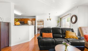 6 ELCO Ct, Bayonne, NJ 07002