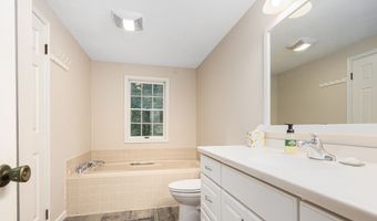196 Pickerel Lake Rd, Colchester, CT 06415