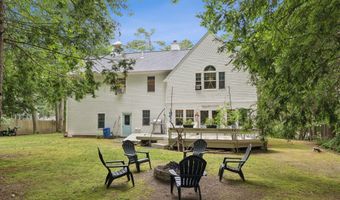 2 Valley Ave, Falmouth, ME 04105