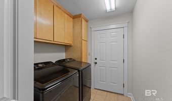 1112 Fridge Dr, Atmore, AL 36502
