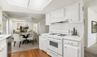 7026 San Bartolo St 18, Carlsbad, CA 92011