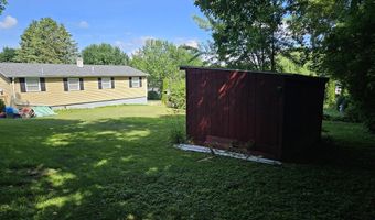 381 Birch St, Bangor, ME 04401