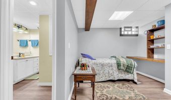 9903 Vermilion Rd, Amherst, OH 44001
