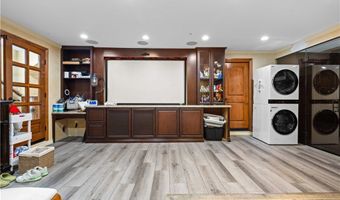 5901 E Firenze, Anaheim, CA 92807