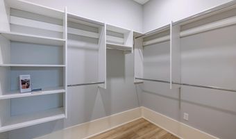 1036 Cummings St 1, Abingdon, VA 24211