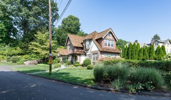 36 Ridge Rd, Cos Cob, CT 06807