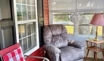 10 Pinecone Dr, Alfred, ME 04002