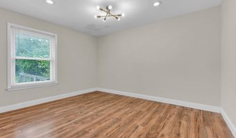 1152 Longboat Ave, Beachwood, NJ 08722