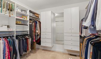 5691 Forest Gln SE, Ada, MI 49301