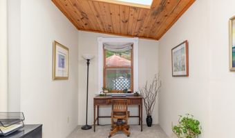 1118 Jenifer St, Madison, WI 53703
