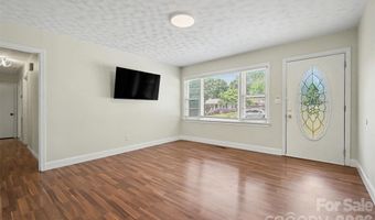 79 Walnut St, Badin, NC 28009