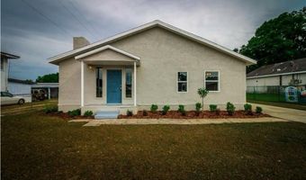 208 CENTER St, Auburndale, FL 33823