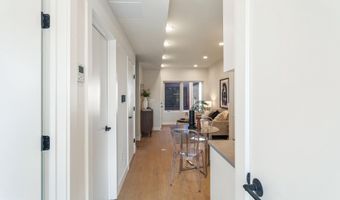733 8TH St SE 302, Washington, DC 20003