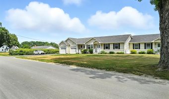 192 Depot Rd, Belgrade, ME 04917